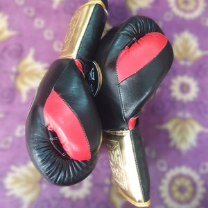 ถุงมือชกมวยหนังวัวแท้ รุ่น Custom No Boxing No Life สำหรับฝึกซ้อม ขนาด 16 ออนซ์ รับผลิตแบบ OEM - Product Image 4