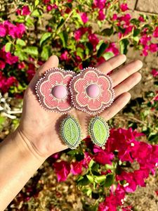 Pendientes de Diseño con Cuentas Bordadas Hechos a Mano para Mujer, Estilos Étnicos, Bohemios y de Moda Contemporánea - Product Image 1