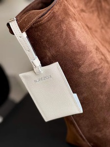 Étiquettes de bagages en cuir gravées sur mesure, accessoires de voyage en cuir véritable personnalisés en gros, fabricant LTG-0364 - Product Image 3