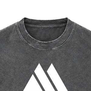 เสื้อยืดครอปสีเทาชาร์โคล แขนสั้น คอกลม ขอบดิบ สไตล์ลำลอง สตรีทแวร์  พร้อมโลโก้ Black Hill Sports ดีไซน์ทันสมัย - Product Image 2