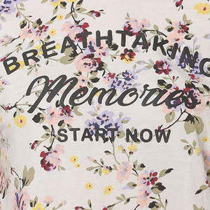 T-shirts pour femmes en coton bio, tissu doux et écologique avec option d'impression personnalisée. T-shirts à col rond pour femmes, impression personnalisée. - Product Image 6