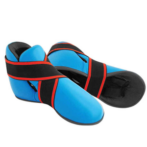 Chaussures de boxe en cuir bleu avec sangles noires et rouges, fermeture à lacets, respirantes, flexibles, chaussures d'entraînement - Product Image 1