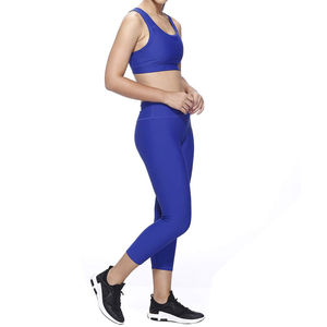 Ensemble de yoga pour femme le plus vendu, 2 pièces, couleur unie, coupe oversize, respirant, écoresponsable, taille élastique, logo personnalisable sur le devant, vente en gros - Product Image 2