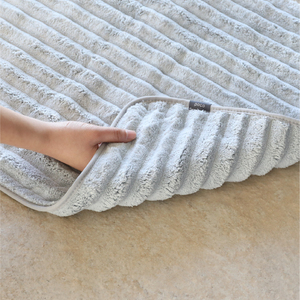 Alfombra de Baño Carari Poco con Diseño de Rayas, Alfombra de Microfibra Ultra Suave y Absorbente para Baño, Ducha, Spa y Hogar - Product Image 3