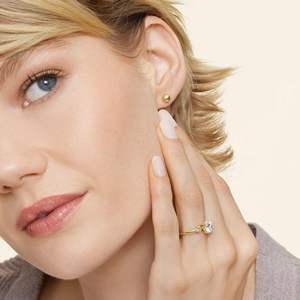 Anillo de Compromiso Solitario de Oro Amarillo con Corte Redondo para Mujer - Product Image 3