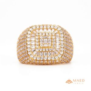 Anillo de Lujo para Hombre, Chapado en Oro, con Incrustaciones de Moissanita, Diseño Rectangular, Estilo Hip Hop, para Regalo de Boda - Product Image 1