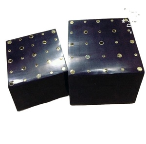 Boîte à bijoux en laiton à pois en résine MDF de Style londonien la plus vendue fabriquée à la main pour la décoration de la maison anniversaire traditionnel - Product Image 1