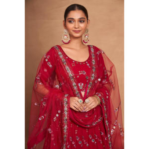 Venta caliente hermoso diseñador nupcial Lehnga Choli para el desgaste del banquete de boda Lahnga Choli comprar de fabricante indio por Fabzonefa - Product Image 1