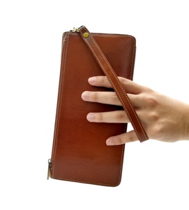 Funda de identificación para pasaporte con cremallera RFID de cuero Castello de calidad, billetera para tarjeta de embarque con pulsera, MOQ bajo, tamaño familiar, negro, marrón - Product Image 2