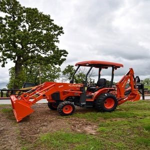 Tracteur Kubota B26 TLB conçu pour les travaux d'excavation, la manutention de matériaux, l'entretien des propriétés et les conditions de travail difficiles, à vendre - Product Image 3