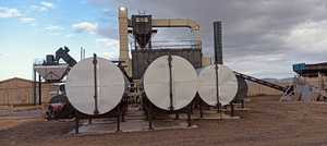 โรงงานแบบดรัมยางมะตอยคู่140ตันแอลจีเรียพร้อมสายพานลำเลียงแบบลากที่มีส่วนประกอบหลักของเครื่องยนต์และปั๊ม - Product Image 2