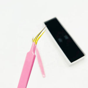 MAHFOOZ INSTRUMENTS Pince à épiler personnalisée en acier inoxydable massif or rose, pointe lisse, isolation volume, usage personnel - Product Image 2