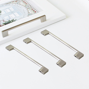 High Quality <b>Hardwares</b> Materials Aluminum Alloy Modern Cabinet Handle Pulls for Kitchen Bathroom Furniture <b>Wardrobe</b> <b>Hardware</b> - Product Image 2