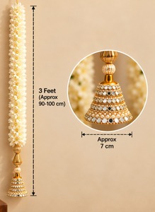 Décoration murale artisanale en fleurs artificielles de jasmin Mogra, ornée de perles, clochettes Jhumka dorées et miroirs Latkan pour la décoration intérieure Diwali - Product Image 3