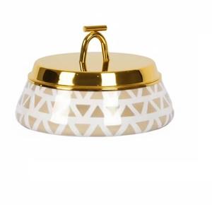 Cacerola de metal resistente con base de cerámica que garantiza una durabilidad prolongada que puede soportar el uso diario en la cocina y durante décadas. - Product Image 6