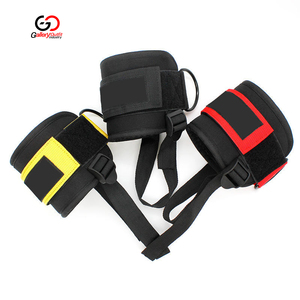 Correas de Soporte Ajustables Premium para Levantamiento de Pesas al por Mayor, Acolchadas, con Accesorio para Cable de Polea de Gimnasio para Ejercicios de Patadas y Tobillos - Product Image 4