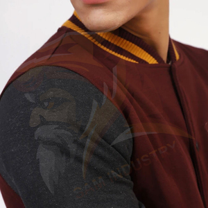 Chaquetas Varsity para Hombre con Logotipo Personalizado a Precio de Mayoreo, Estilo Moderno y Cómodo de Usar - Product Image 5