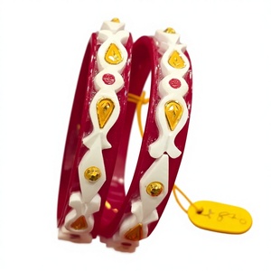 Conjunto de brazaletes Shakha Pola con incrustaciones de oro macizo de 22 quilates, joyería nupcial tradicional de Bengala, brazaletes de lujo hechos a mano en oro, rojo y blanco. - Product Image 2