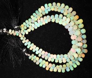 Cuentas de ópalo etíope natural brillante en forma de lágrima de 4x6 a 5x7 mm, cuentas de ópalo etíope en forma de gota de 8 pulgadas, cuentas lisas. - Product Image 2