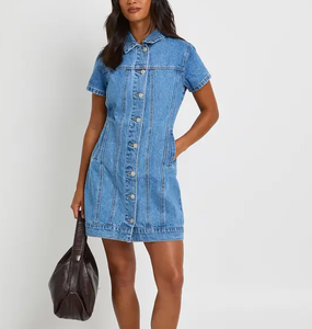 Vestido vaquero vintage para mujer al por mayor, personalización de marca, proveedor de moda, ropa al por mayor, bordado personalizado OEM - Product Image 1