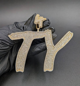 Pendentif Fusil Moissanite, Collier Pistolet Pavé de Pierres, Bijoux Hip Hop de Luxe, pour Hommes et Femmes, Cadeau d'Anniversaire et de Mariage, Style Tendance - Product Image 1