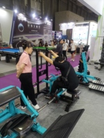 Appareil de musculation à charge libre pour fessiers, Hip Thrust, Squat vertical, usage domestique, réglable, pour exercices de pont, de fessiers et de rame en position debout, avec supports pour bandes de résistance