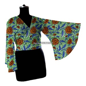 Blusa Modesta de Algodón con Estampado Indio, Hecha a Mano, Estilo Boho Hippie, Top Corto Cruzado con Lazo Delantero y Mangas Campana, Casual de Verano - Product Image 3