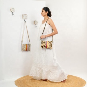 Bolso de mujer de cuero de estilo Vintage de lujo LW, monederos de vestido bohemios portátiles con un solo Mango para mujer, colección de invierno multicolor - Product Image 1