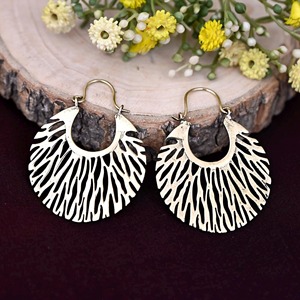 Paquete Estándar de Artesanía en Metal: Aretes de Latón al por Mayor con Acabado Liso, Precio de Fábrica, Artículo de Artesanía Metálica - Product Image 3