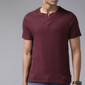 Camiseta de Manga Corta para Hombre, Personalizable, Tejido Waffle, Color Sólido, Cuello Redondo, Corte Ajustado, Estilo Casual, Color Borgoña - Product Image 1