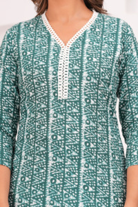 Women Green Printed <b>Kurti</b> Ethnic Casual Wear <b>Kurti</b> - Product Image 3