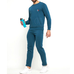 Conjunto Deportivo Personalizado para Hombre, en Oferta, Corte Ajustado, Hecho de Algodón/Poliéster, MOQ Bajo - Product Image 3