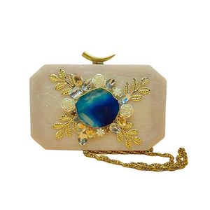 Pochette de mariage pour femmes en résine, design simple, couleur et taille personnalisables, livraison rapide - Product Image 1