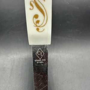 Cuillère de service vintage en acier inoxydable, motif oiseaux et cœurs, finition or blanc, pour mélanger et pâtisser - Product Image 5