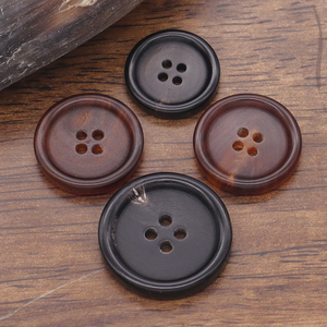 Boutons en corne de buffle faits à la main, écologiques, personnalisables en gros, avec tige en polyester, cousus par HF CRAFTS - Product Image 6
