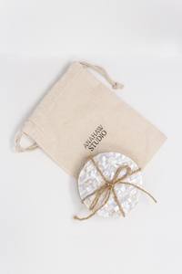 Sous-verre en nacre au design créatif pour hôtel, sous-verre pour tasses à thé, style haut de gamme, personnalisable, en promotion, pour table - Product Image 3