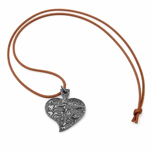 Collar con Colgante de Corazón de Acero de Damasco, Diseño Moderno Hecho a Mano, Regalo para el Día de San Valentín - Product Image 3