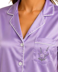 Conjunto de Pijama de Satén Morado Lavanda Personalizado por el Fabricante, Ropa de Dormir de Seda para Mujer, con Bolsillo Bordado, Manga Corta, Suave, para Descansar - Product Image 5