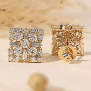 Boucles d'oreilles clous en diamant de laboratoire, clous d'oreilles carrés en diamant, clous d'oreilles ronds et baguette en diamant, bijoux de mariée en or - Product Image 2