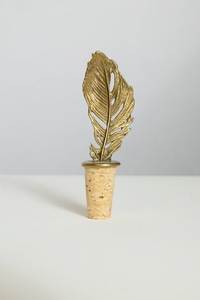 Custom Brass <b>Wine</b> <b>Stopper</b> Durable Eco-Friendly Anti-Slip Artistic Luxury Bar Accessory for Parties - Product Image 4