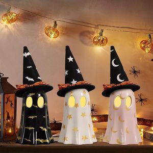 Set Decorativo di Halloween: 3 Fantasmi in Ceramica con Cappelli da Strega, Statuette Spaventose per Caminetto, Mensole e Tavoli - Product Image 1
