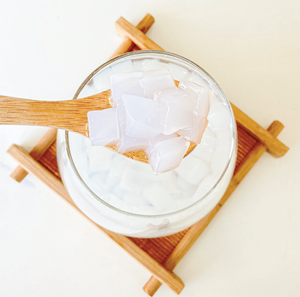 HOT SELLING Export Grade Nata de Coco - Crunchy Coconut Jelly in <b>Light</b> Syrup for Wholesale & Retail Distribution - Product Image 1