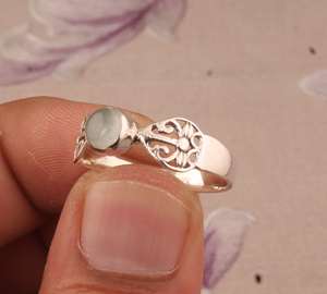 Natural White Moonstone <b>Ring</b> 925 Sterling <b>Silver</b> Rainbow Moonstone Jewelry Blue Flash Gemstone <b>Ring</b> Handcrafted <b>Boho</b> Jewelry - Product Image 4