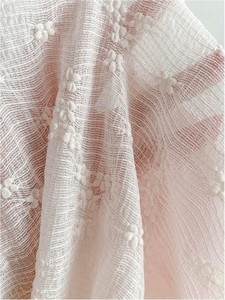 Débardeur Camisole Femme Brodé Floral Transparent à Col V et Bretelles Fines – Léger et Tendance – Meilleure Vente - Product Image 5