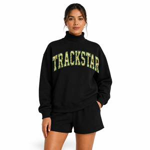 ชุดเสื้อสเวตเชิ้ตคอเต่าผ้าฟลีซ Trackstar สำหรับผู้หญิง พร้อมกางเกงขาสั้น สไตล์สตรีทแวร์ รุ่น TS-SET-020 - Product Image 4