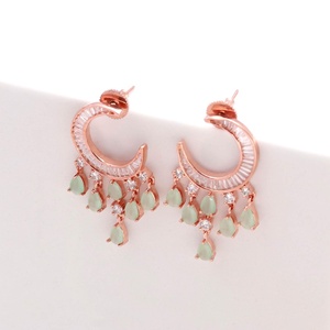Pendientes de Aro con Gema Verde Mar de Alta Calidad, Chapados en Oro Rosa de 14K, Joyería Minimalista para Uso Diario para Mujer - Product Image 1