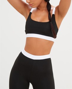 Soutien-gorge de sport sans couture à col rond et dos ouvert pour femme, idéal pour le yoga, la gym, le fitness et l'entraînement - Product Image 1