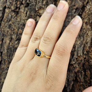 Anillo ajustable de ónix negro con corte a cuadros para uso diario, de latón macizo chapado en oro de 18k, estilo geométrico, forma rectangular. - Product Image 6