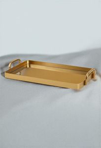 Plateau de présentation contemporain en laiton avec finition sophistiquée pour hôtels de luxe, restaurants, événements de restauration et repas à domicile - Product Image 6