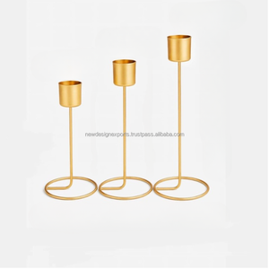 Soportes Esculpidos de Oro de Primera Calidad – Juego de 3 Elevadores de Mesa Contemporáneos - Product Image 2